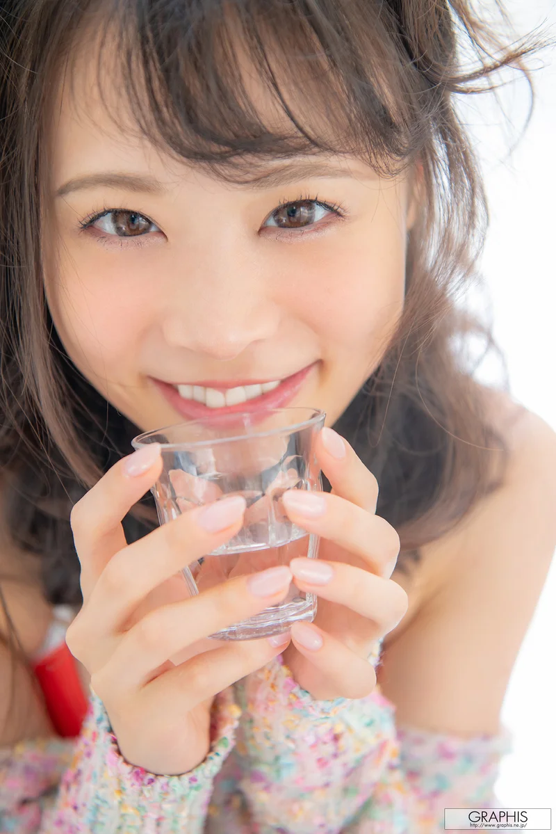 YOSHIOKA Hiyori (吉岡ひより) First Gravure foto 87
