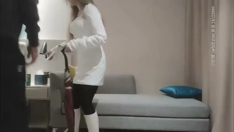I made an appointment with a top-notch yellow-haired girl to have forced sex. I was so fucked that I wanted to refuse sex.
