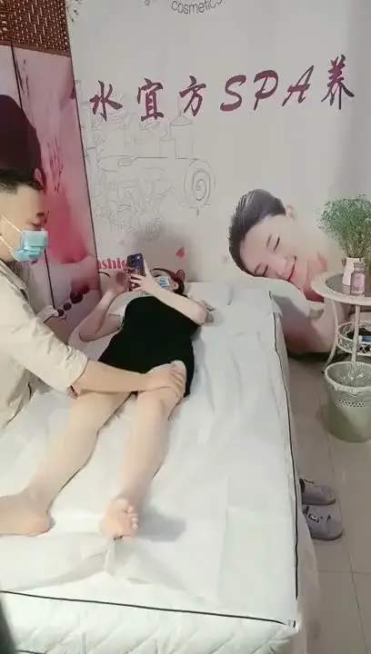 Uncle Shui Yifang tricked female customers into providing special services, including a full body oil massage that made her pussy so wet, she stripped naked, and fucked her in various positions, moaning wildly.