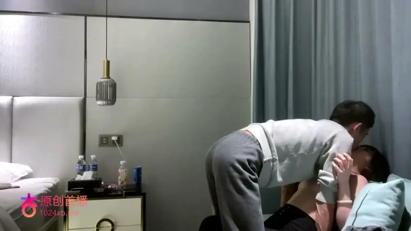 Ah Qi 04: สาวถุงน่องสีดำอวบอ้วน