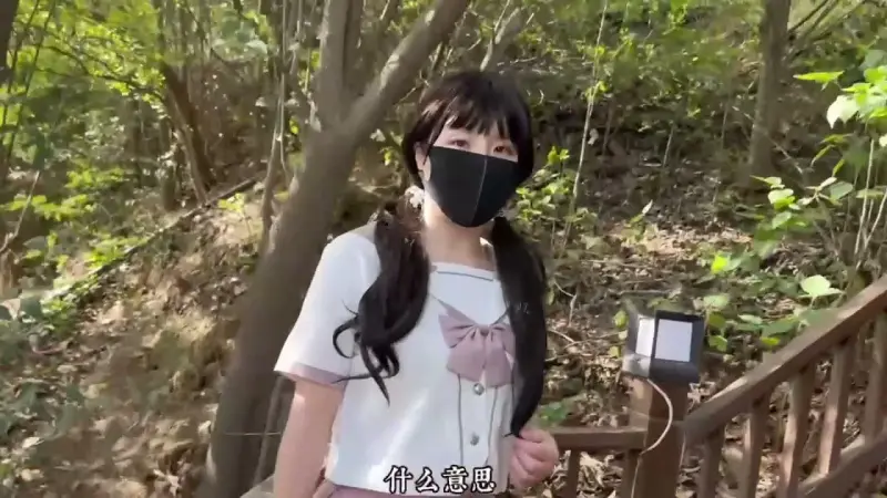 A newly graduated female college student is willing to abandon her dignity and take on any challenge for 10,000 yuan!