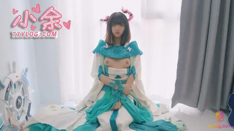 Qin Luo’s boyfriend is no longer masturbating to vent himself