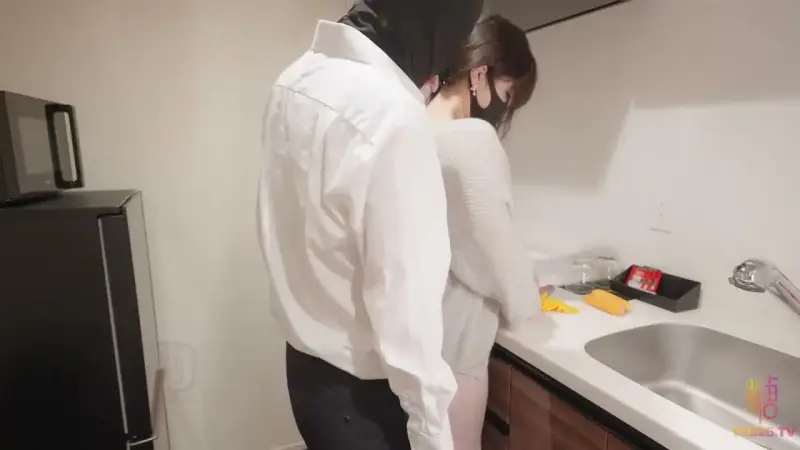 Massage aphrodisiac, lonely wife's desire is developed, her honey pussy is forcefully piled