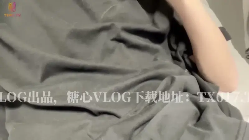 Pussy pussy squeezes semen out on rainy night JK school girl