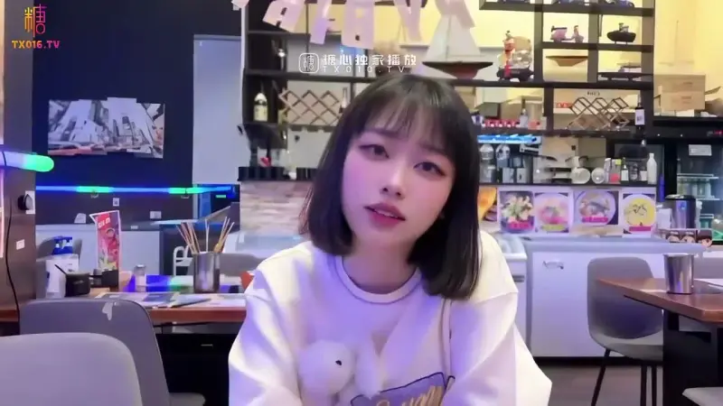 Contrast that bitch girlfriend who brought her own maid outfit on a date. She was going to be fucked on the date.